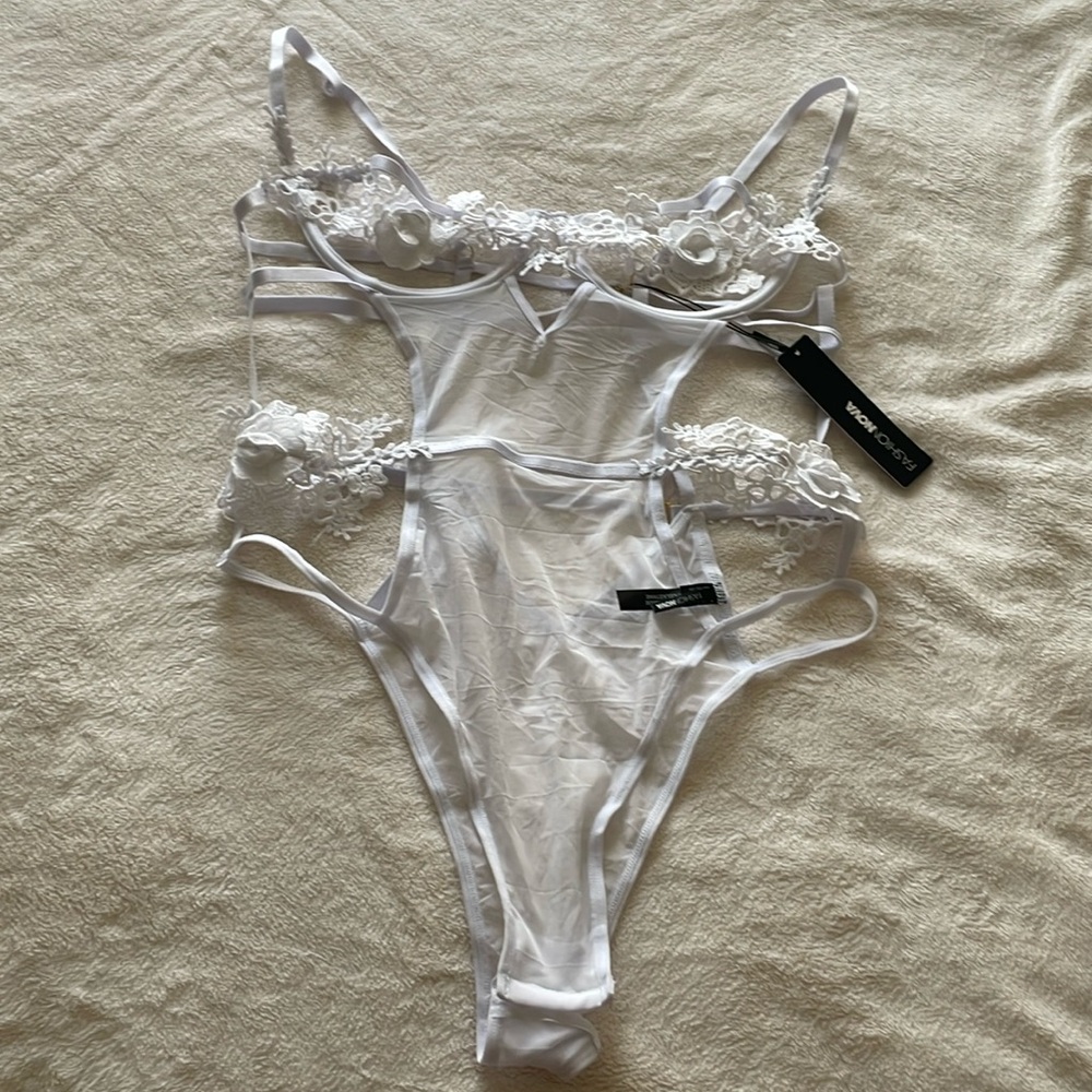 Lace mesh teddy